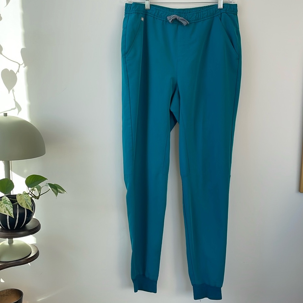 Figs Jogger Scrub Pant in Aqua Blue